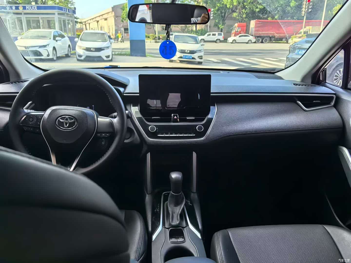 Toyota Frontlander, 2023 8