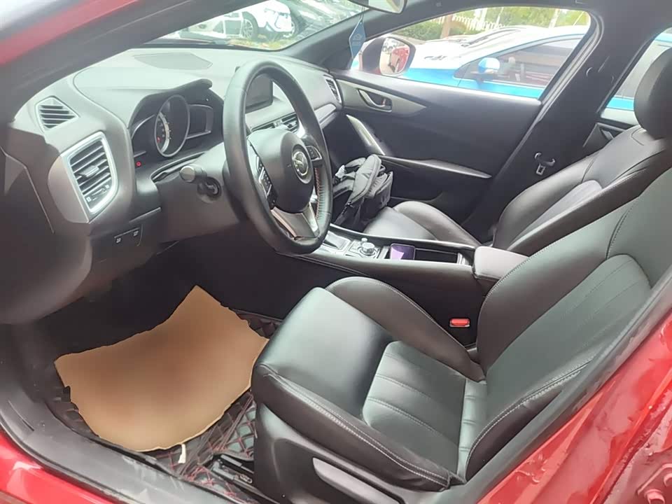 Mazda CX-4