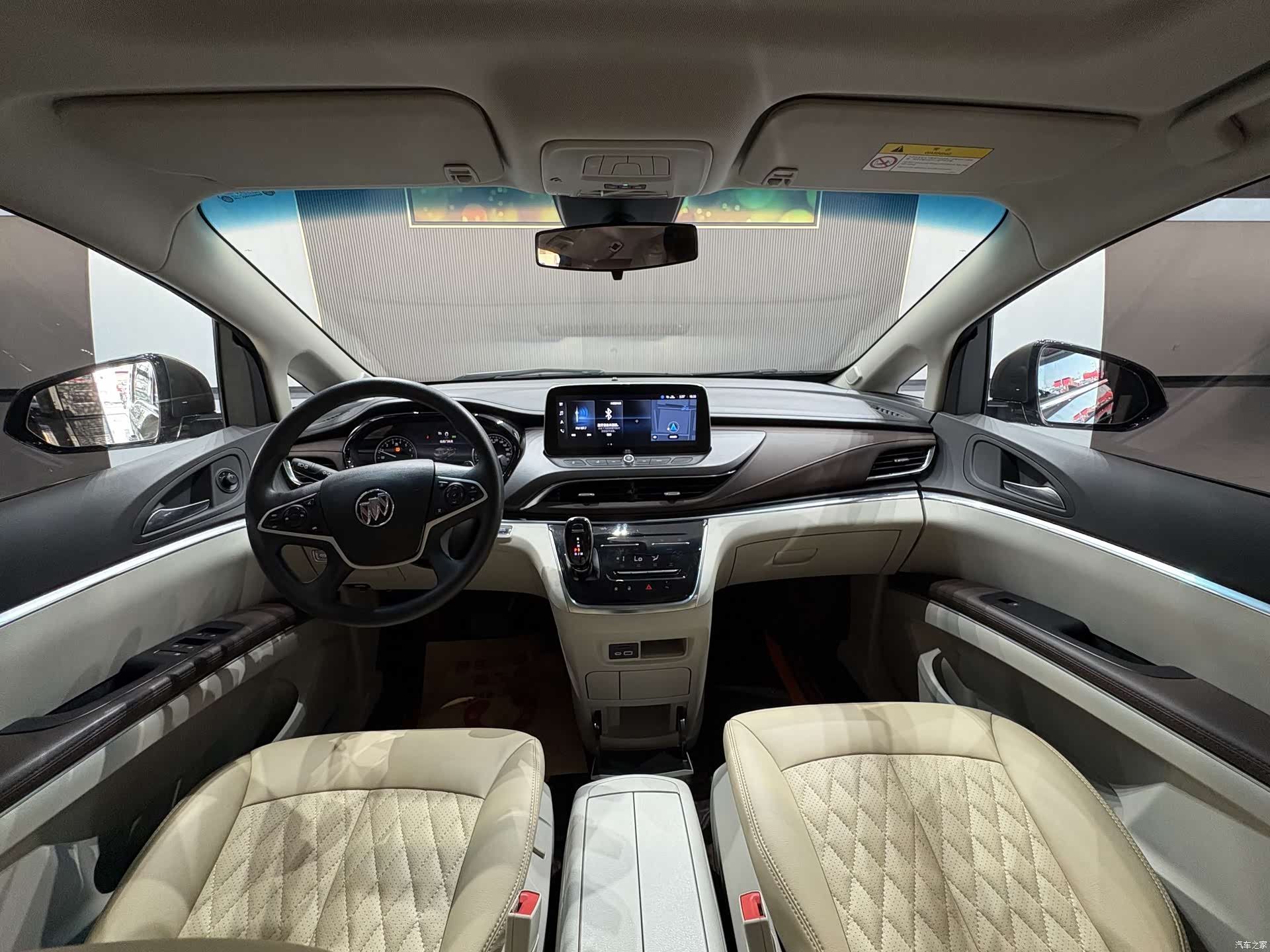 Buick GL8, 2023 12