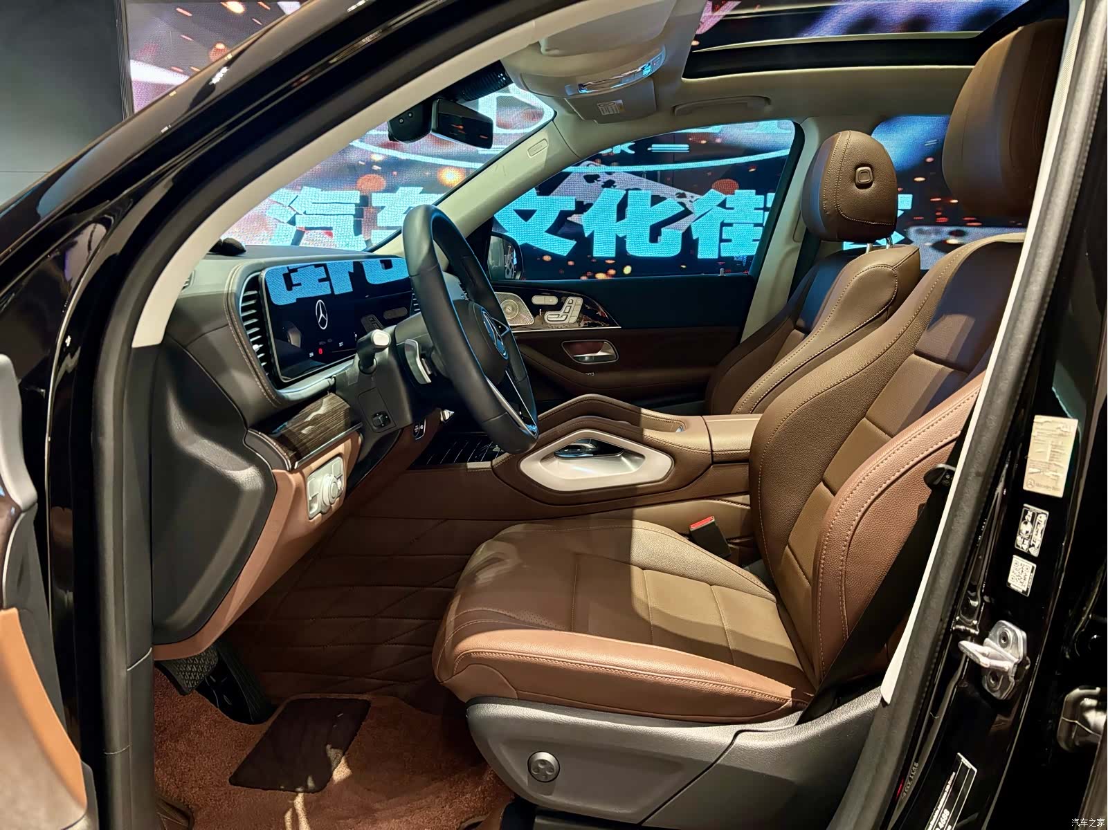 Mercedes-Benz GLE, 2024 6
