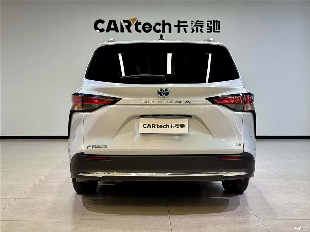 Toyota Sienna, 2023 4