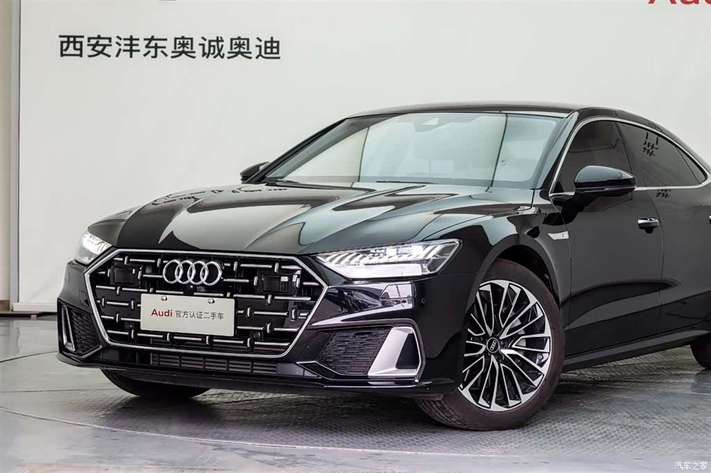 Audi A7L, 2024 21