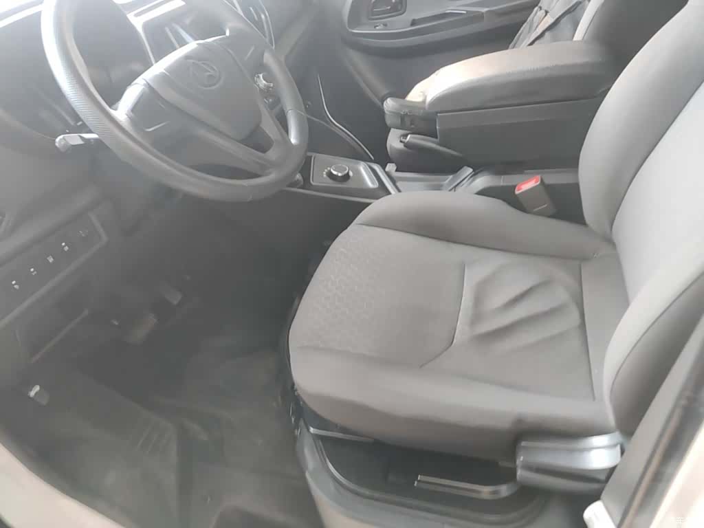 Changan EM60, 2025 15