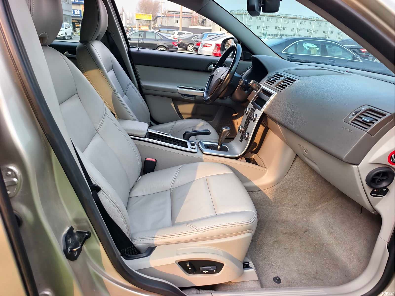 Volvo S40, 2011 16