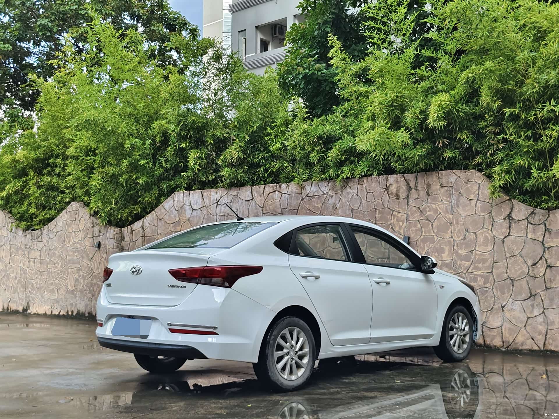 Hyundai GLS, 2017 6