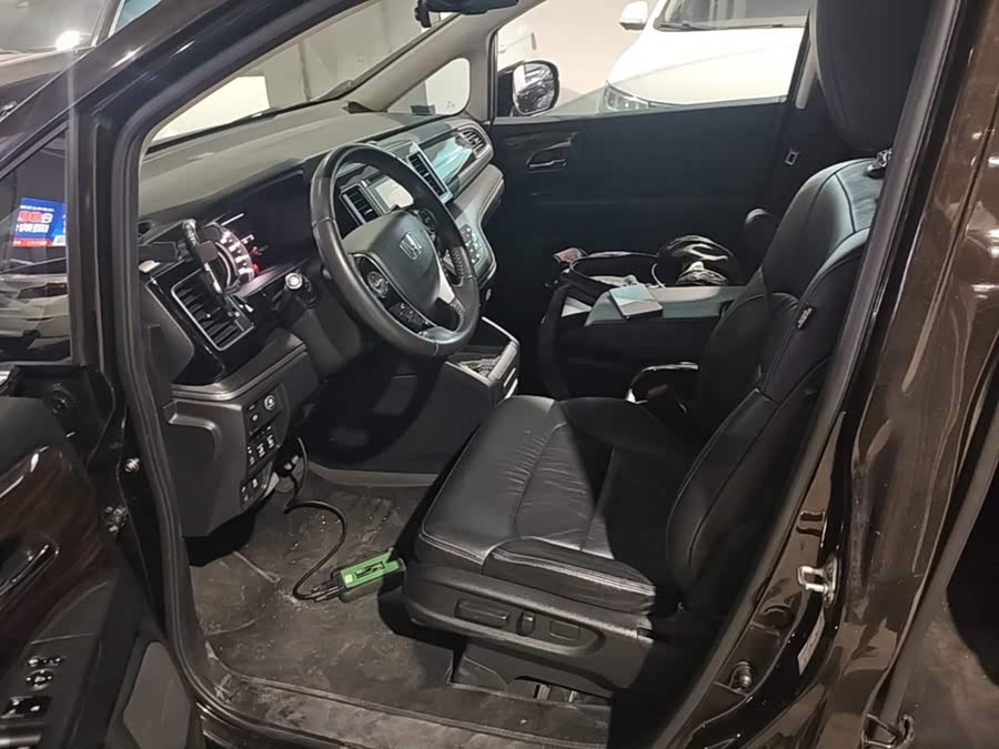 Honda Elysion 2016, фото 14