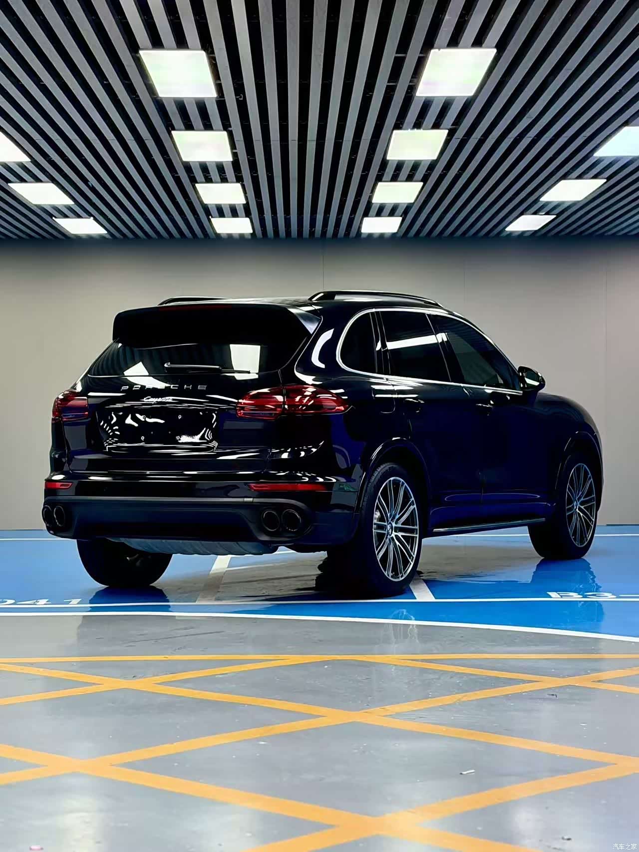Porsche Cayenne, 2017 все фото
