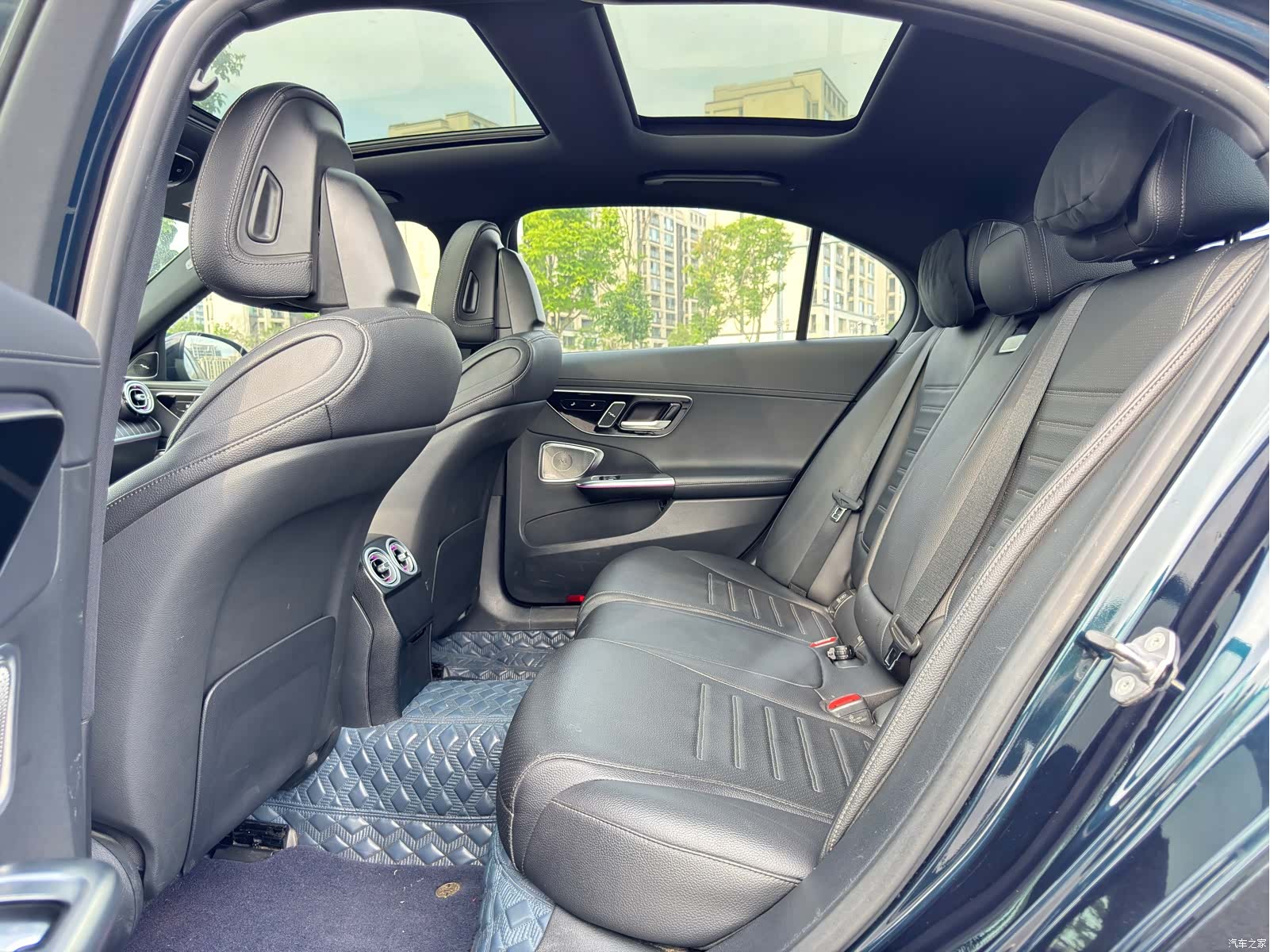 Mercedes-Benz C-Class, 2021 13