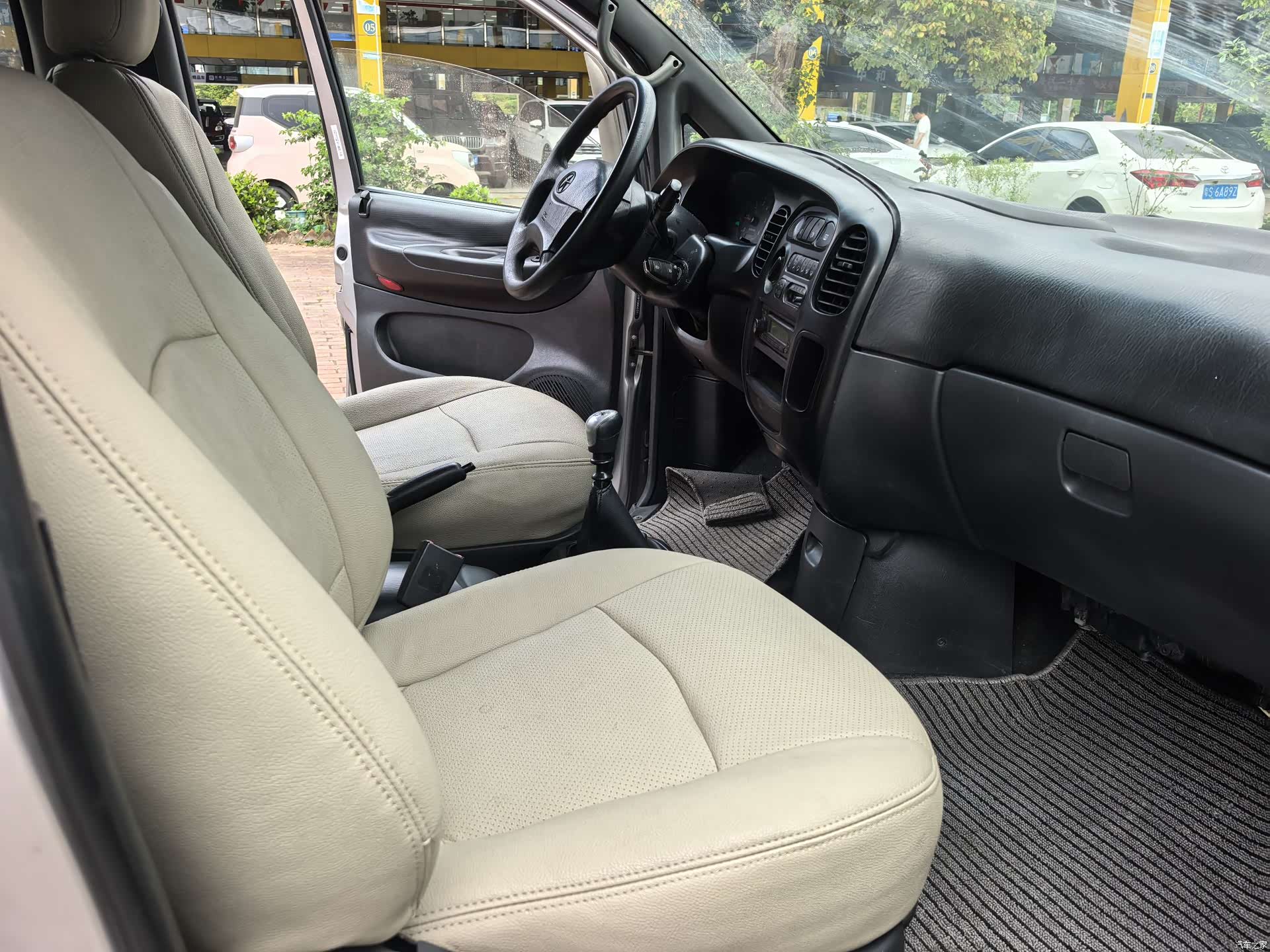 JAC HFC4DB, 2015 6