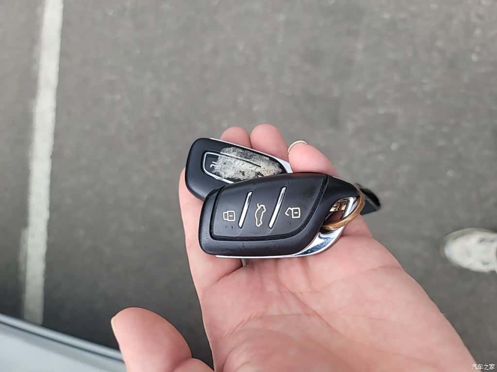 Roewe RX5, 2023 9