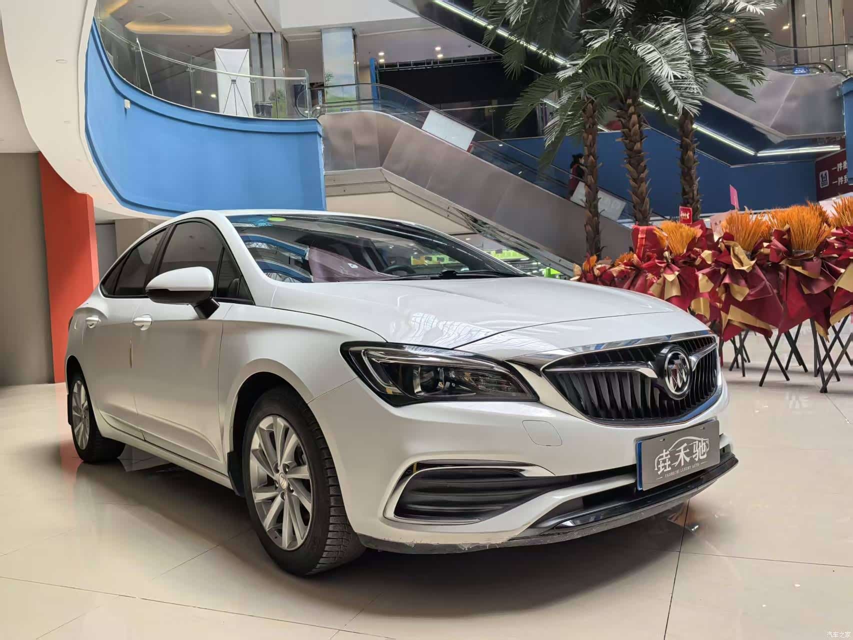 Buick Verano, 2018 3