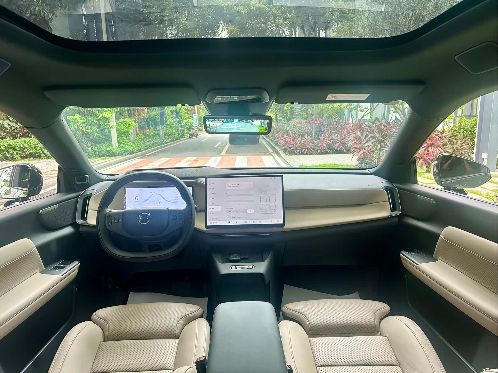 Volvo XC70, 2025 16