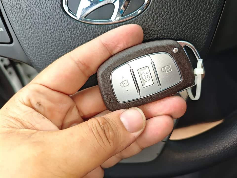 Hyundai Name picture