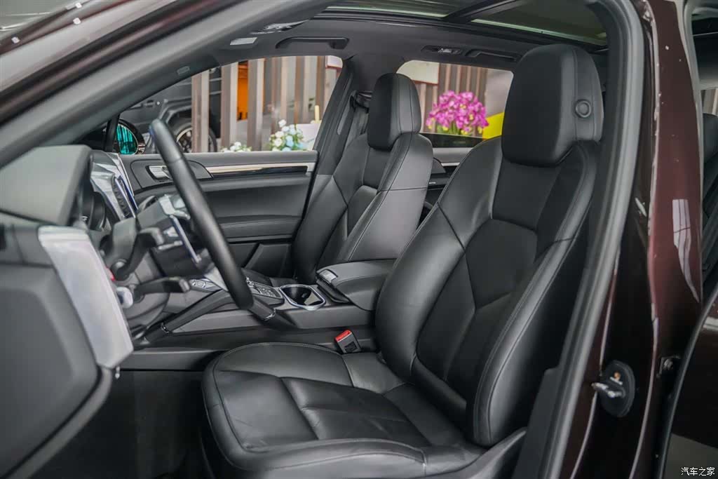 Porsche Cayenne, 2016 10