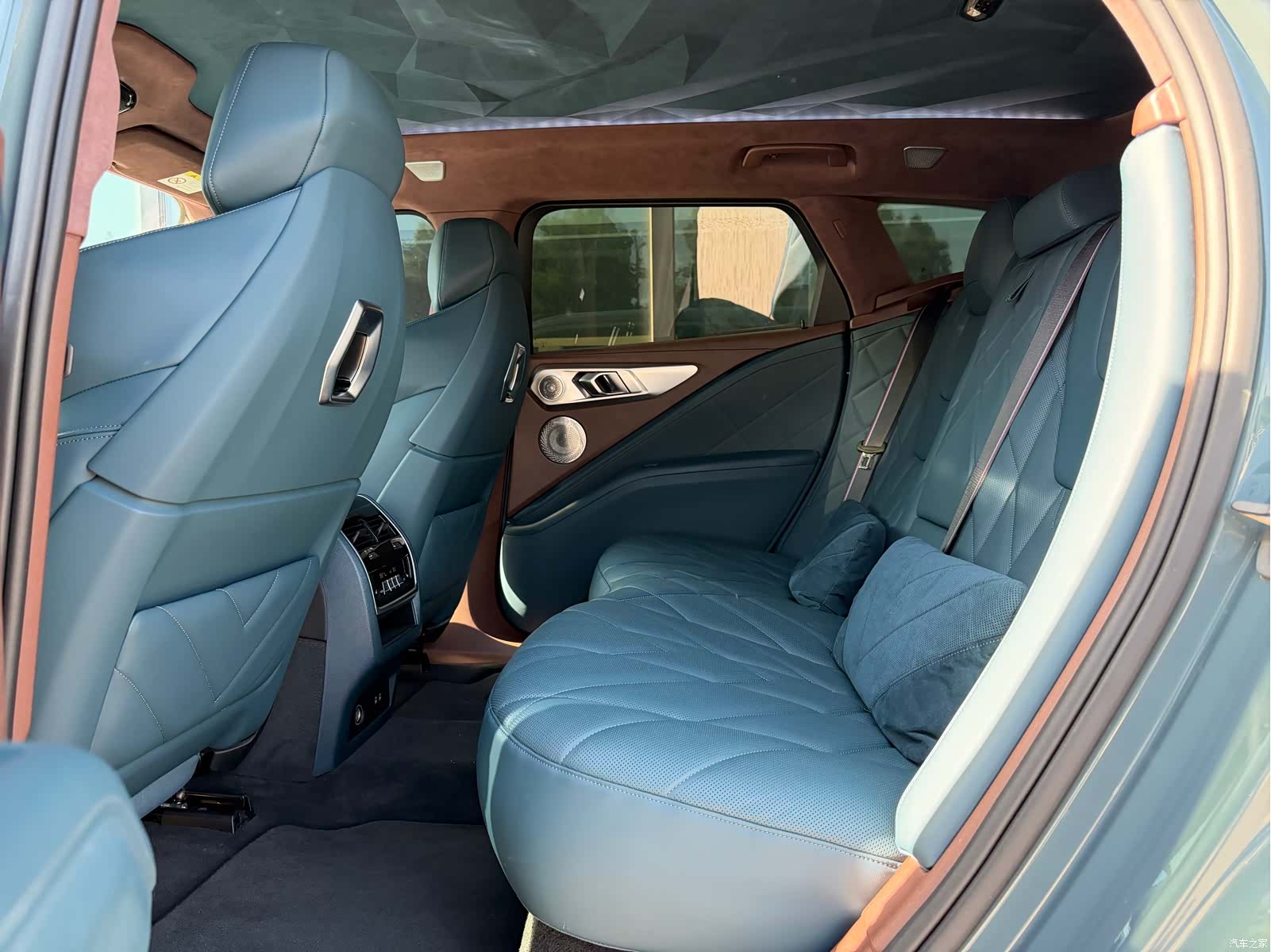 BMW XM, 2023 14