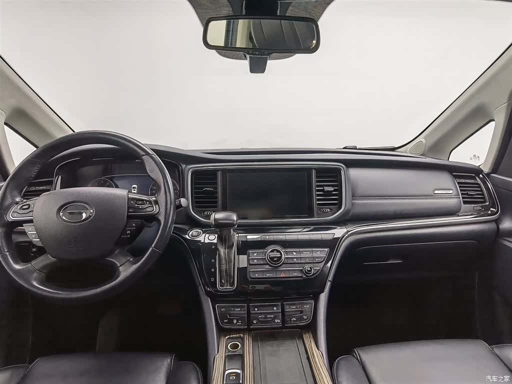 Trumpchi M8, 2020 все фото
