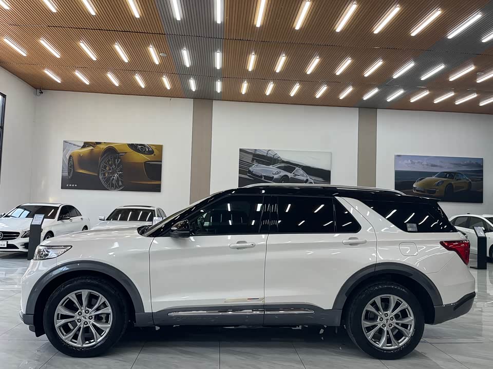 Ford Explorer Ford Explorer