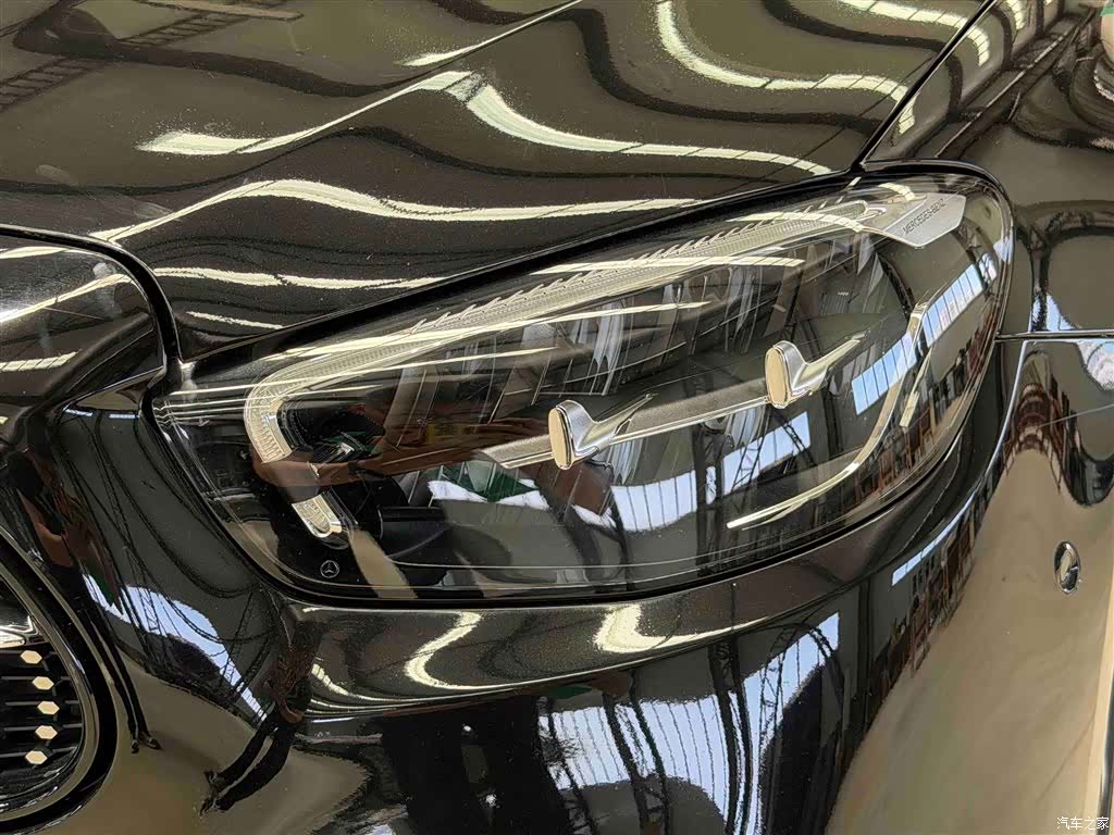 Mercedes-Benz E-Class, 2022 6