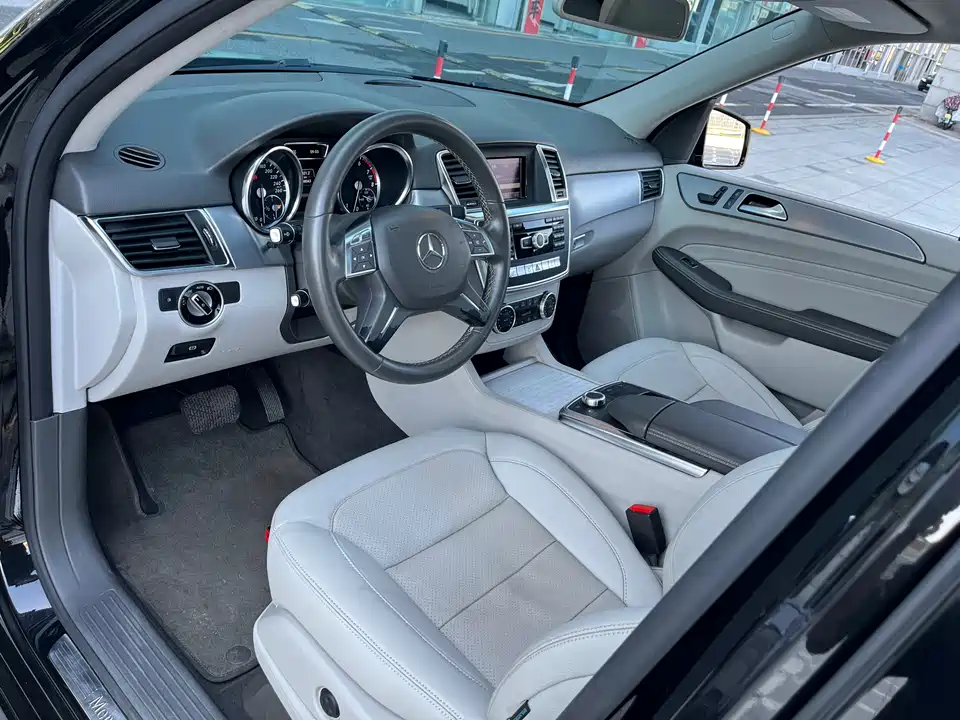 Mercedes-Benz M class Mercedes-Benz M class