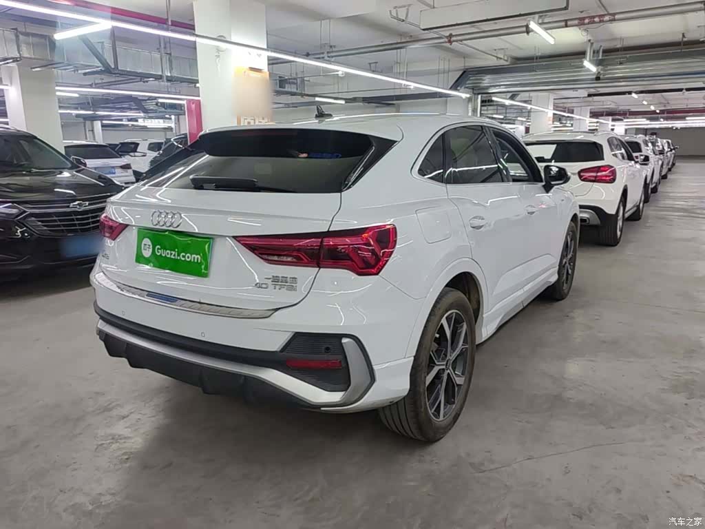 Audi Q3, 2022 7