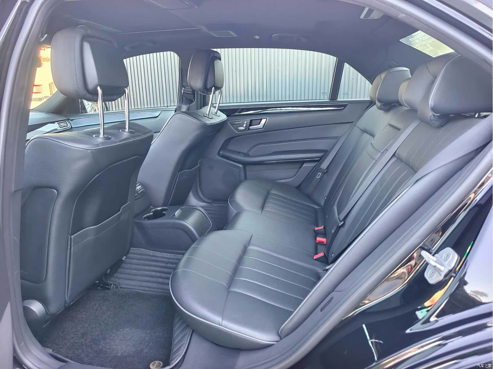 Mercedes-Benz E-Class, 2016 7