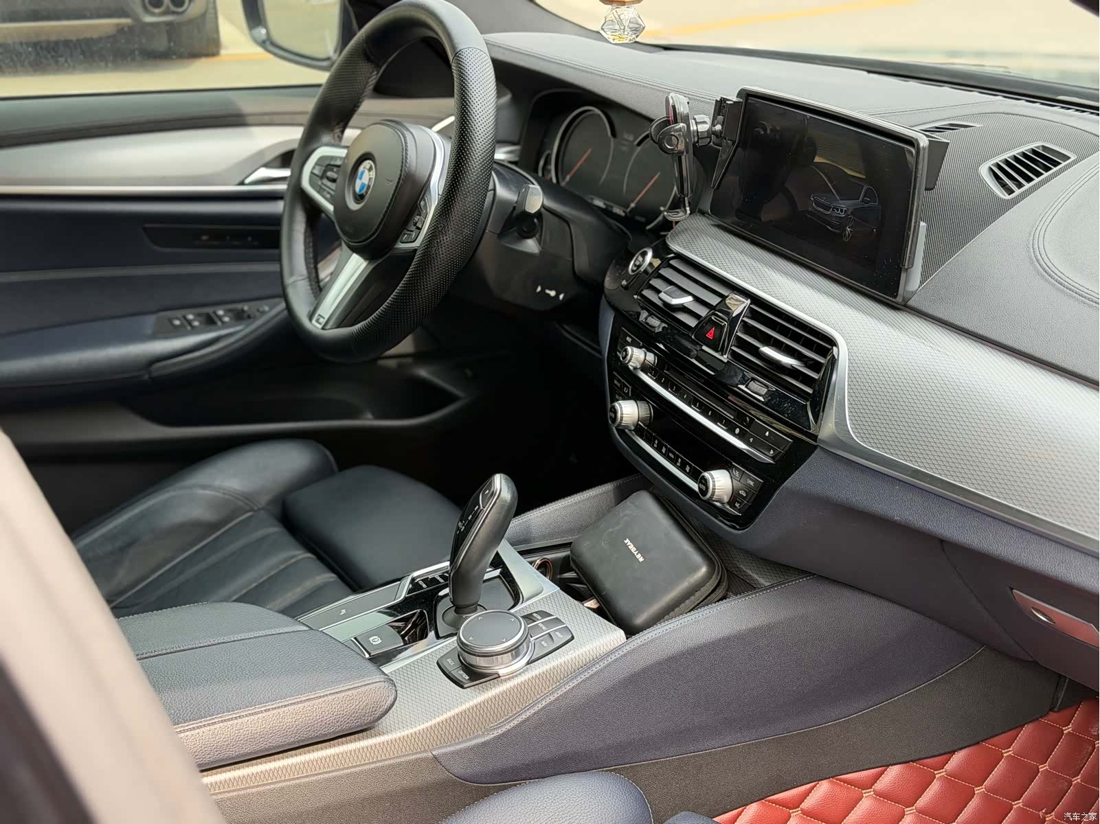 BMW 5 Series, 2018 9