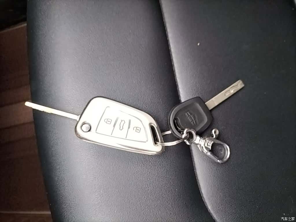 Geely Emgrand, 2024 9