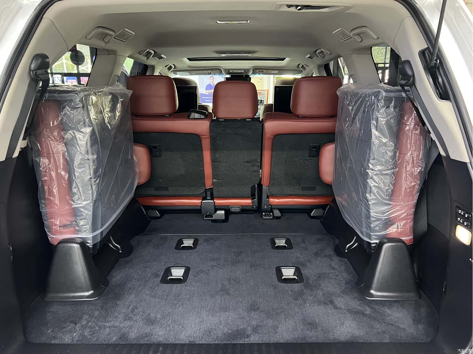 Lexus LX, 2018 6