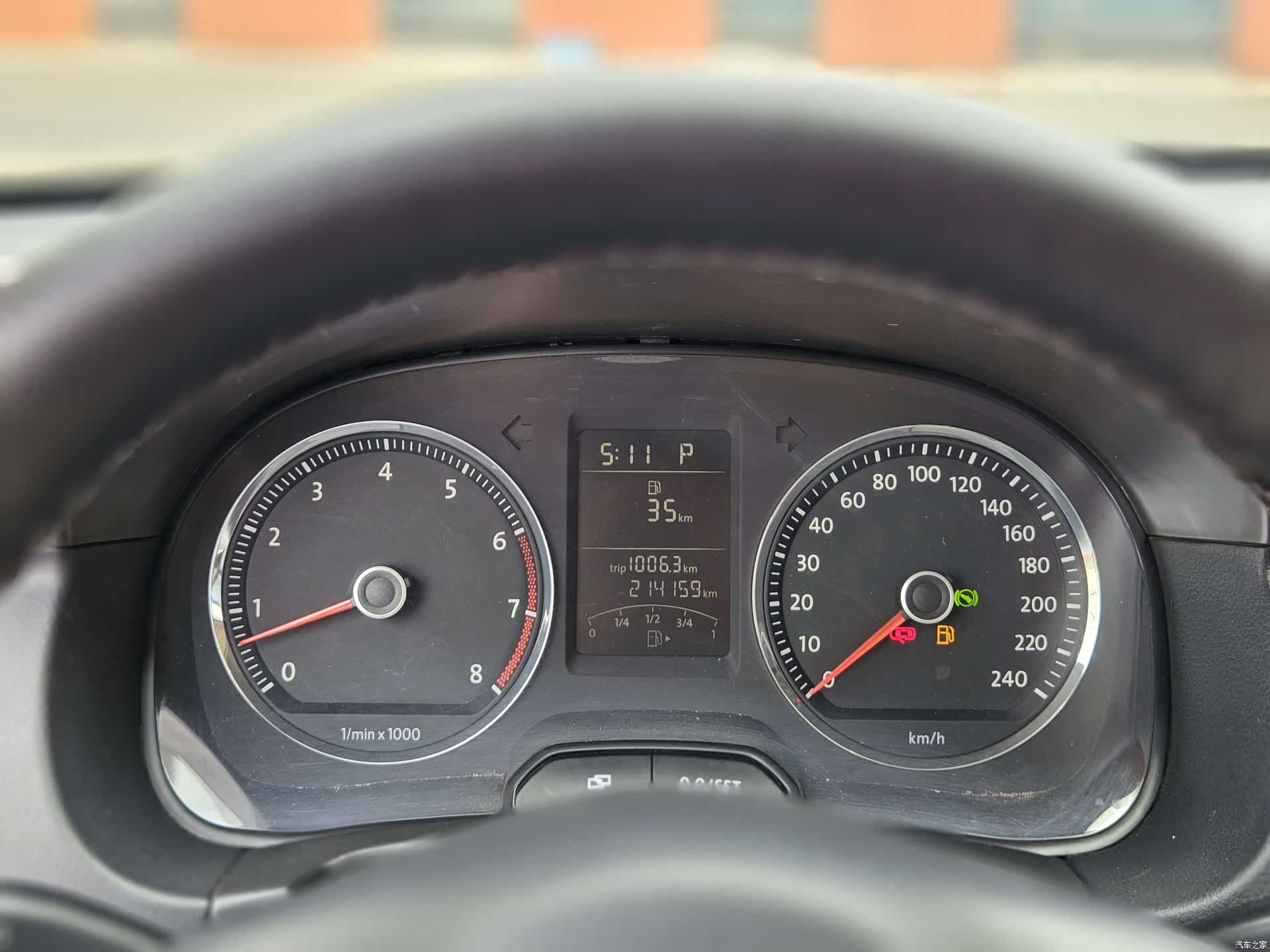 Volkswagen Lavida, 2011 10