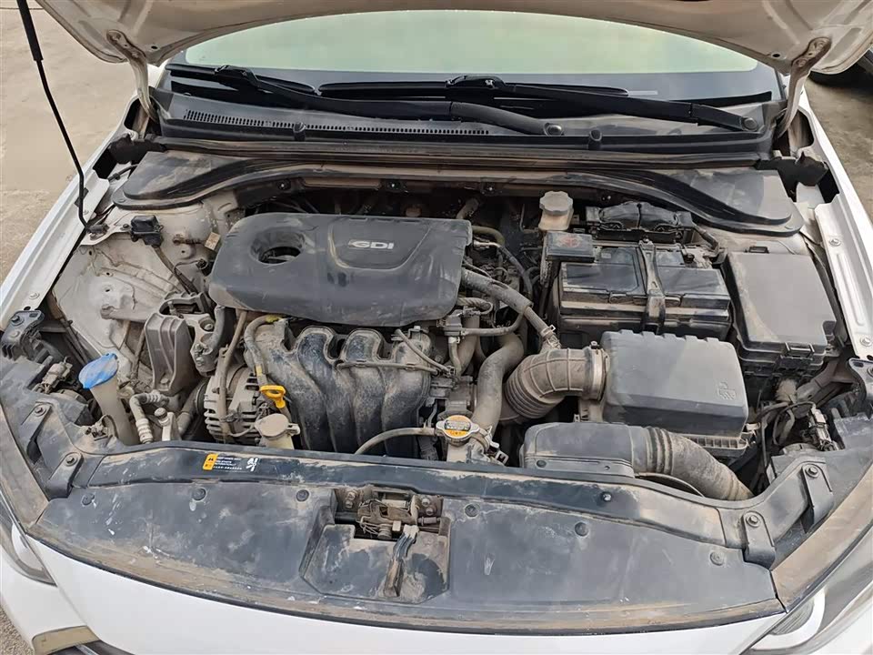 Hyundai Lead
