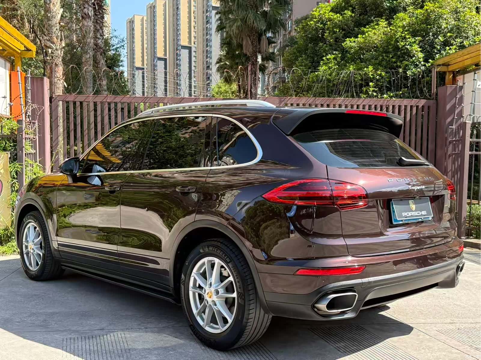 Porsche Cayenne, 2017 все фото