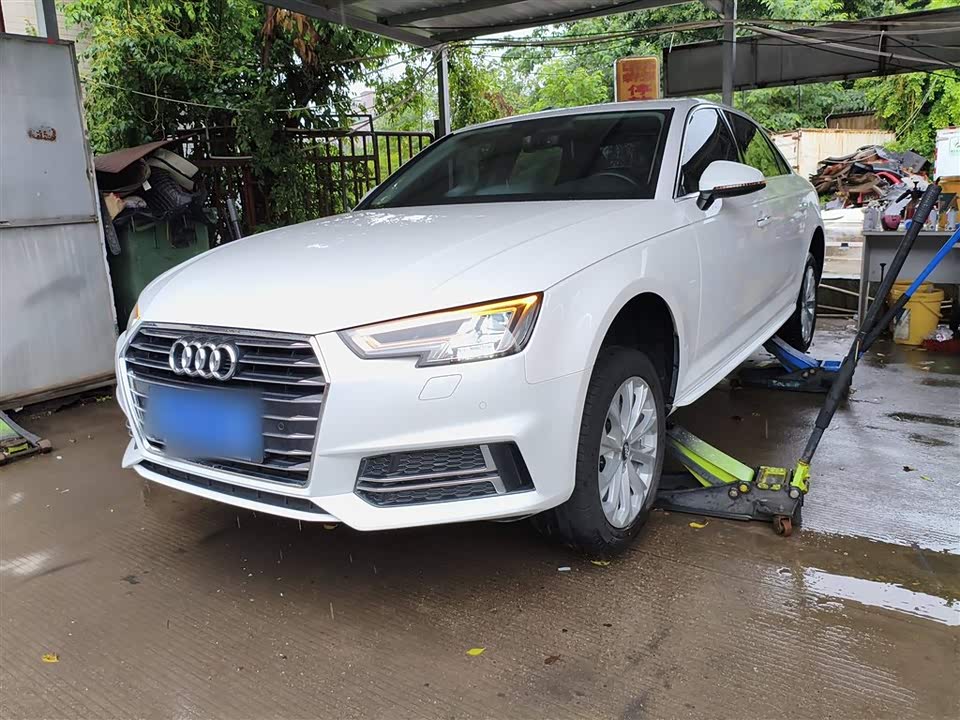 Audi A4L