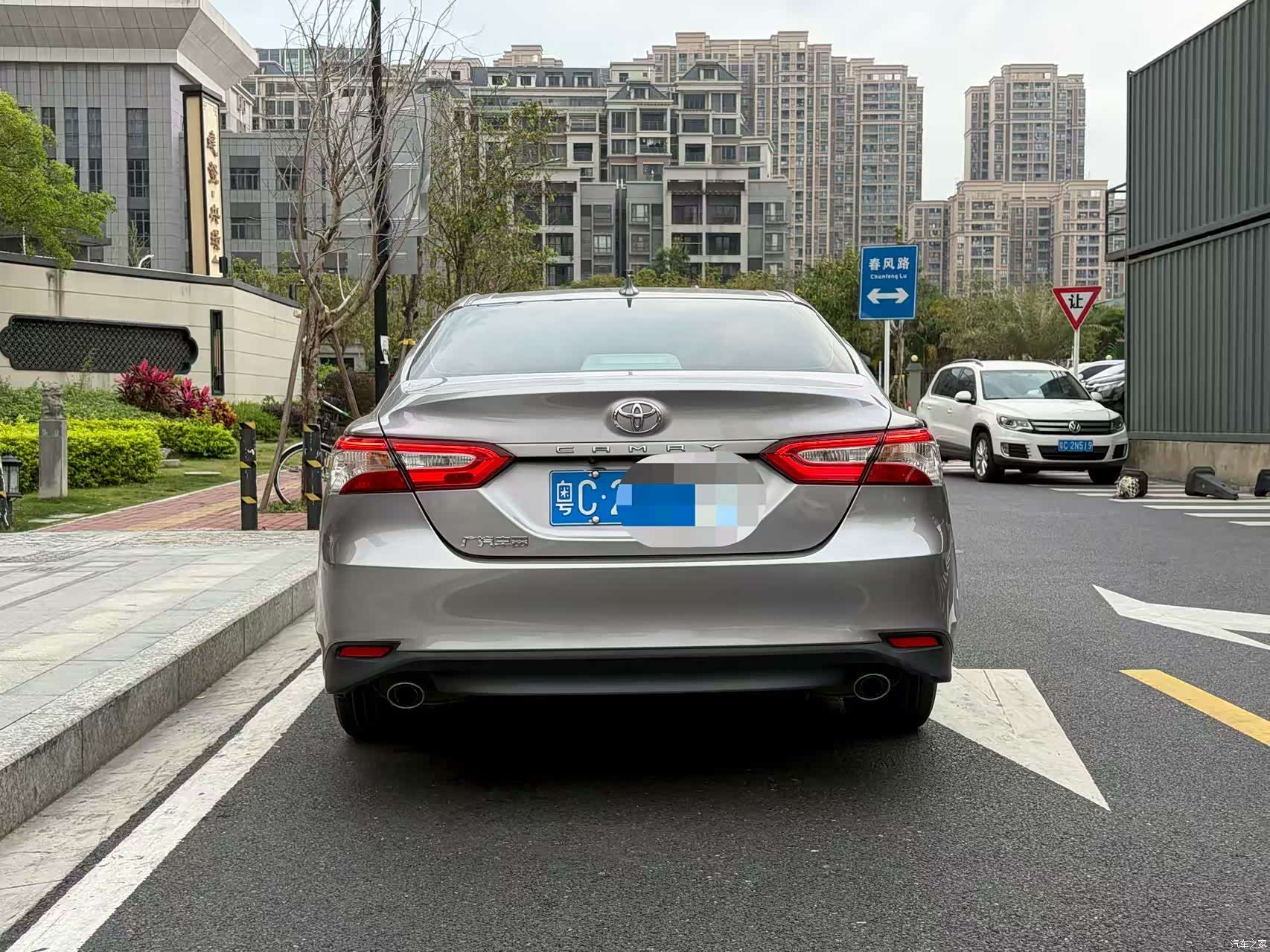 Toyota Camry, 2022 4