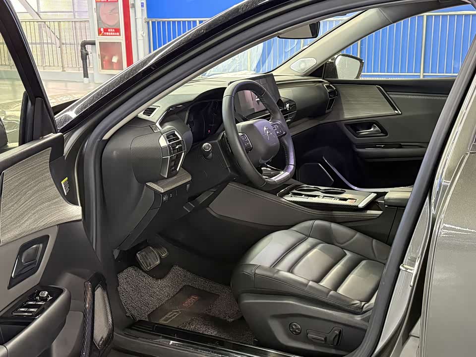 Citroen Versailles C5 X