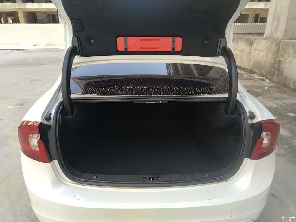 Volvo S60, 2017 19