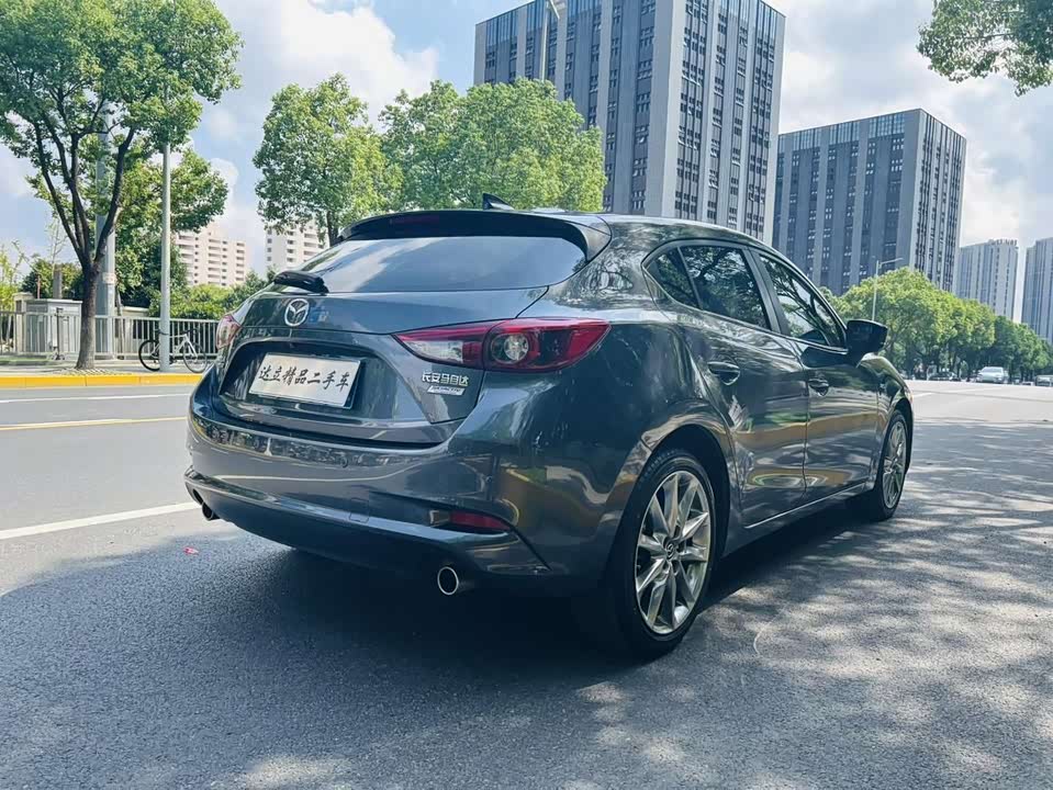 Mazda 3 Angkesaila