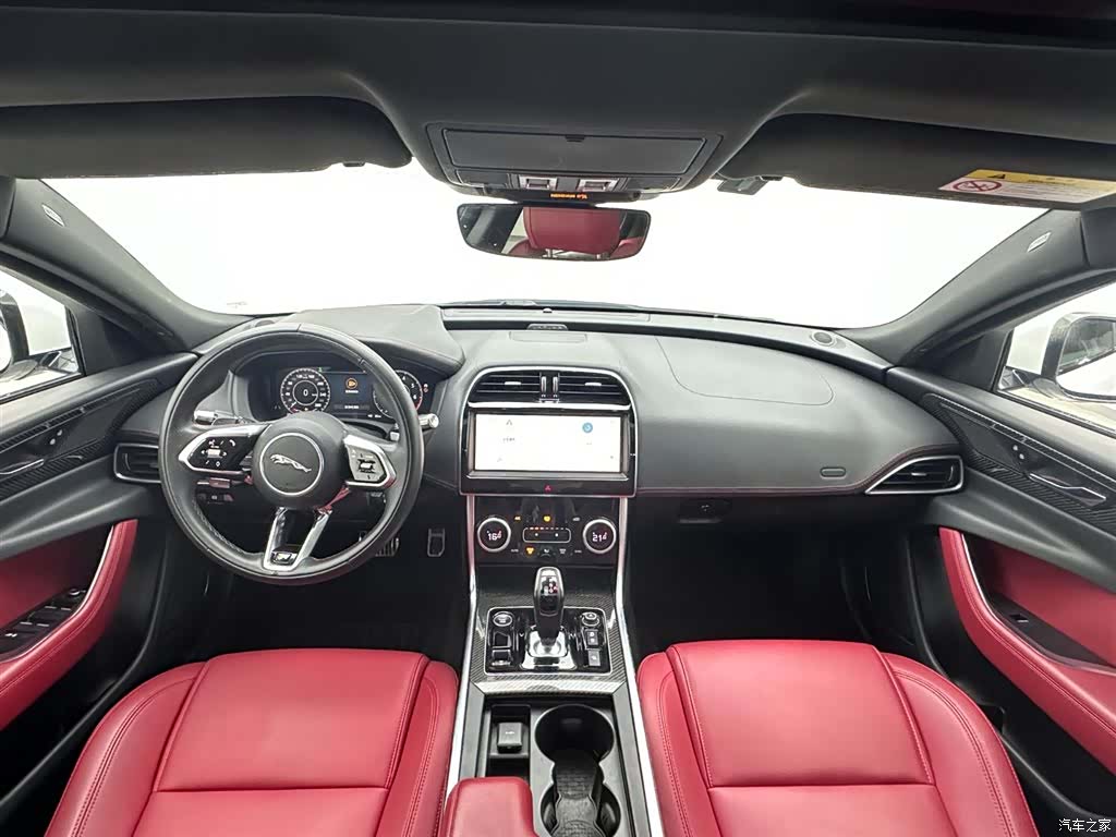 Land Rover XEL, 2022 18