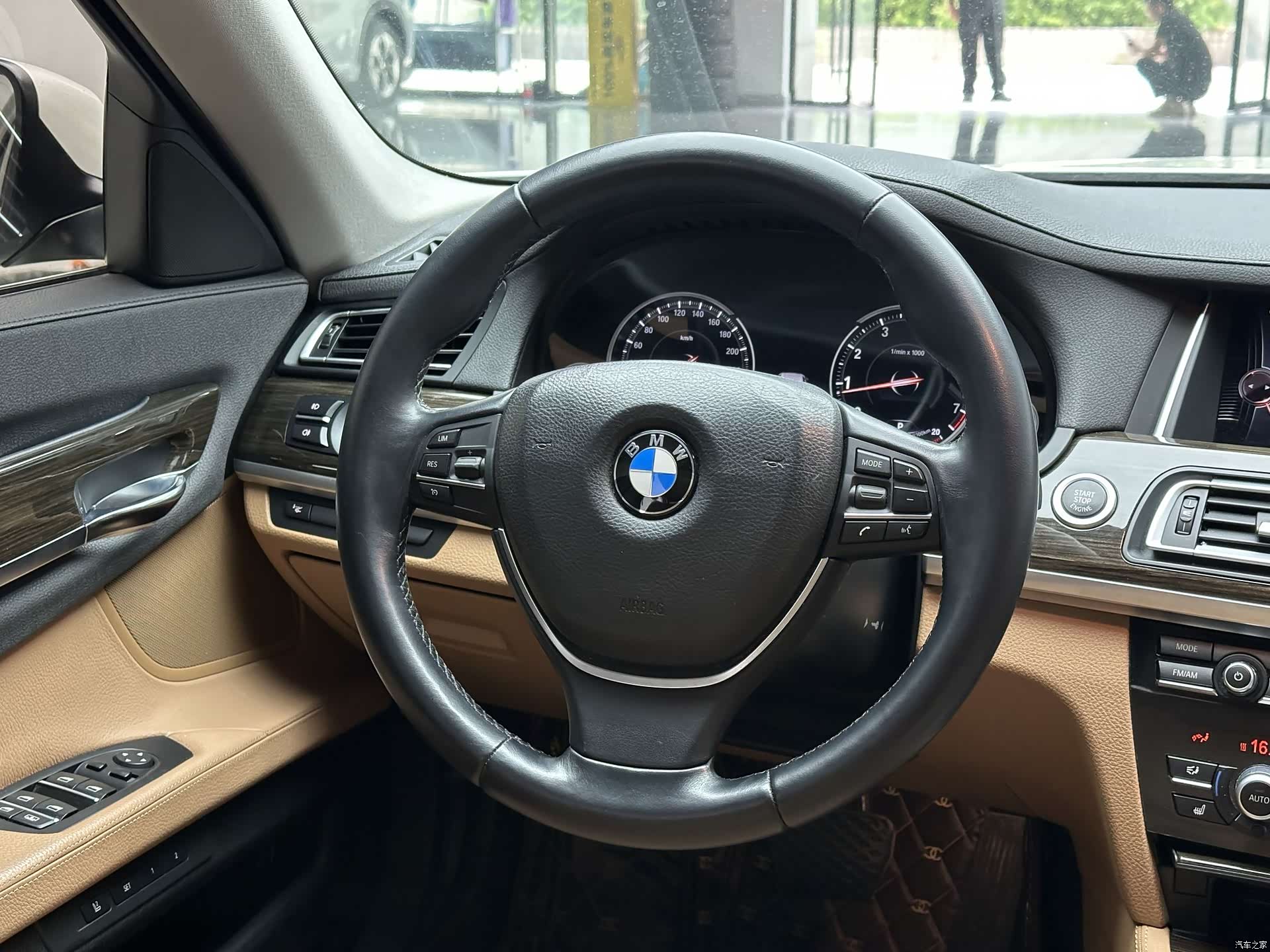 BMW 7 Series, 2014 13