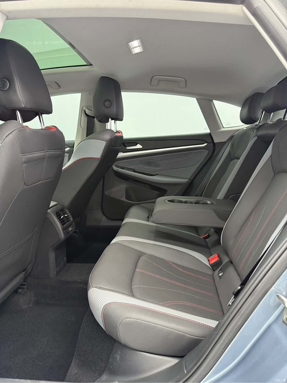 Volkswagen Lamando, 2023 12