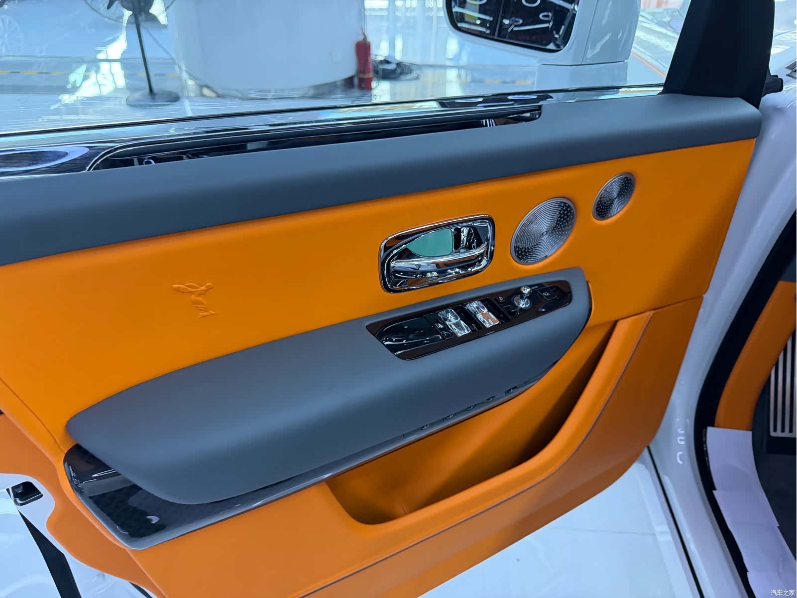 Rolls-Royce Cullinan, 2026 11