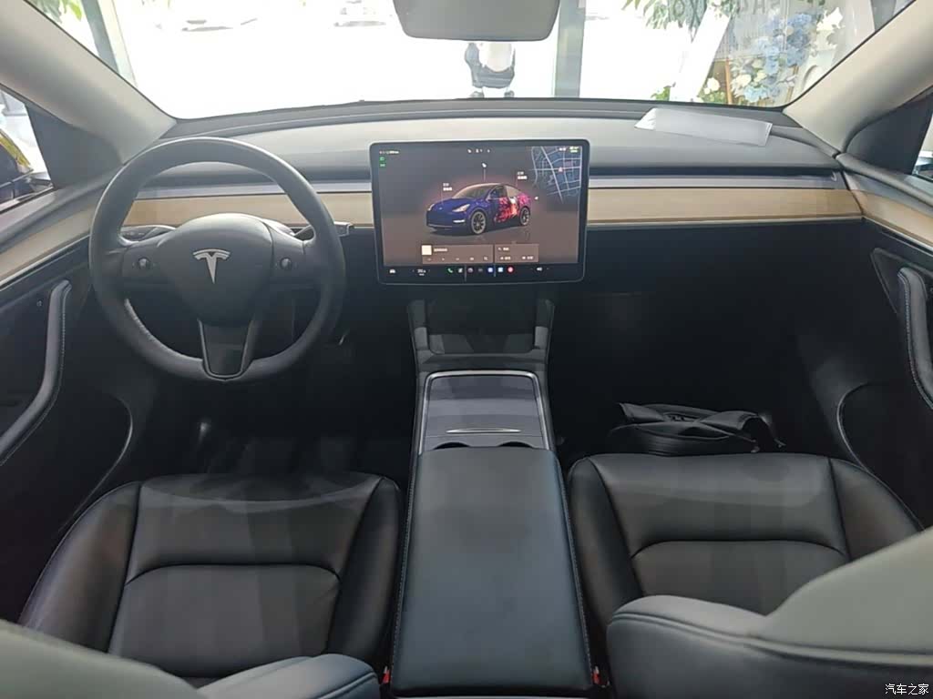 Tesla Model Y, 2022 10