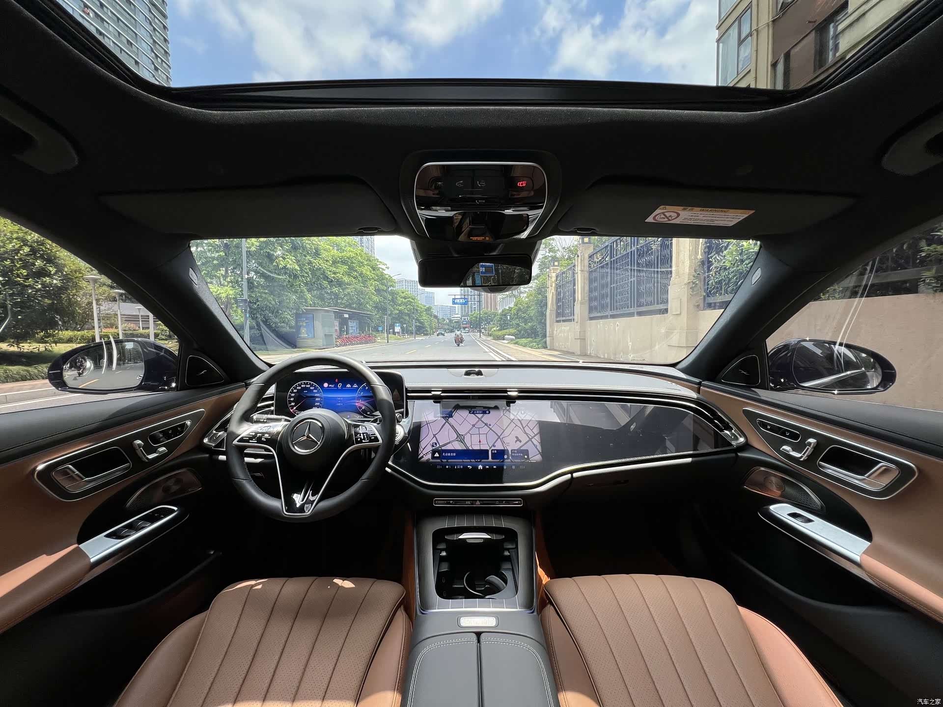 Mercedes-Benz E-Class, 2024 17