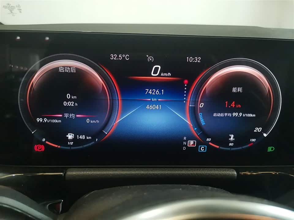 Mercedes-Benz GLA Mercedes-Benz GLA