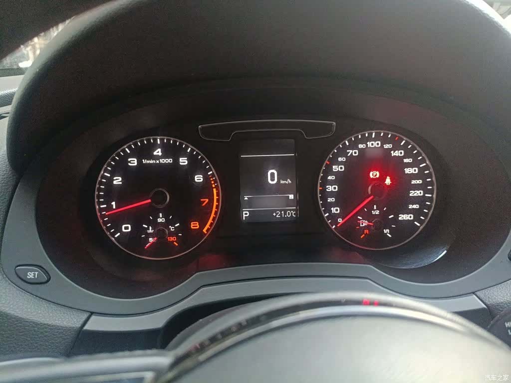 Audi Q3, 2017 4