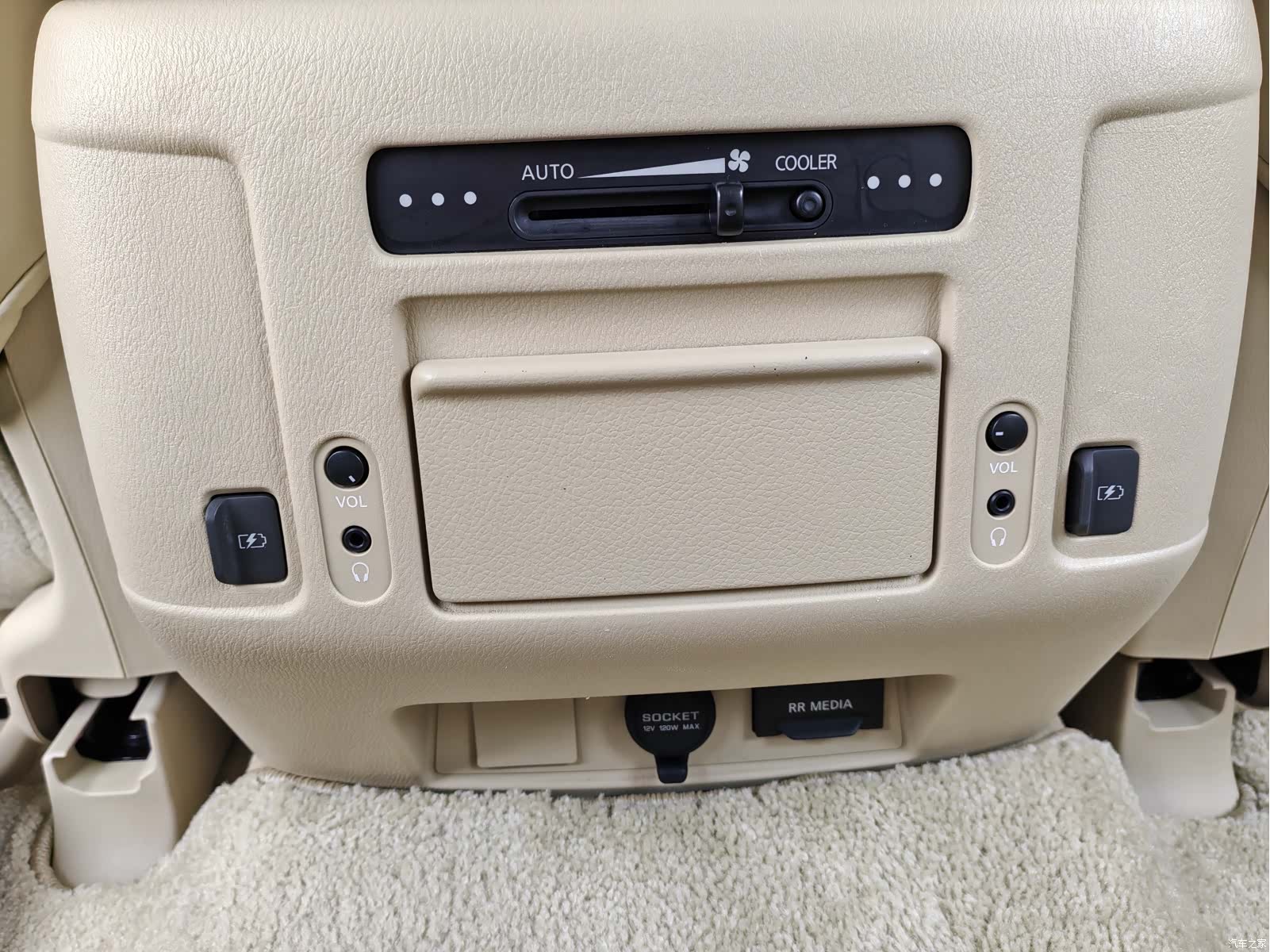 Nissan Patrol, 2018 20