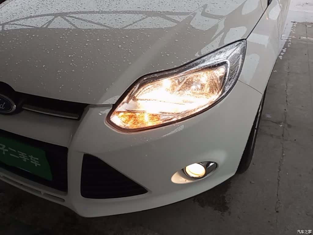 Ford Focus, 2015 24