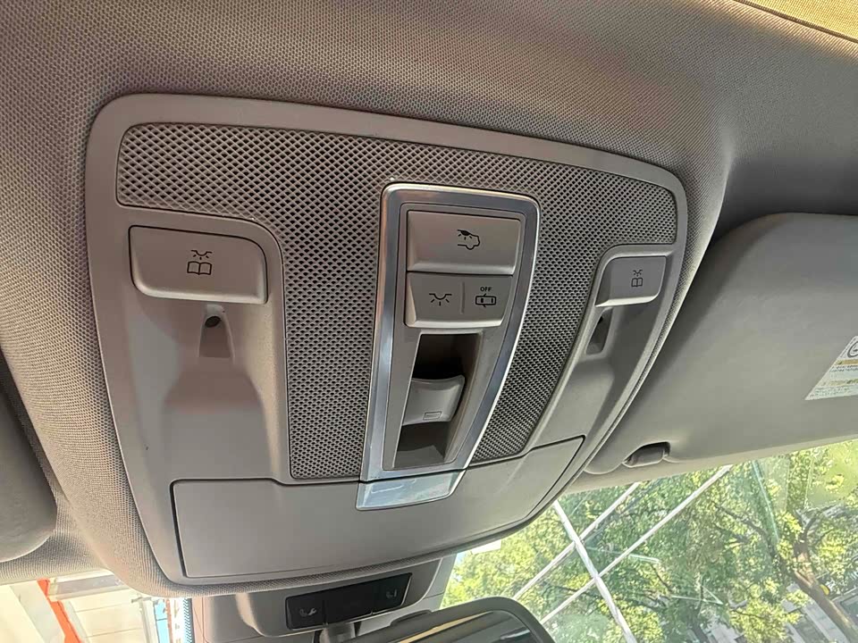 Mercedes-Benz M class