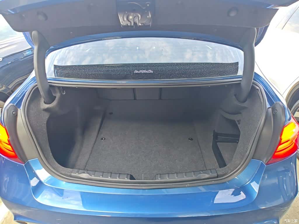 BMW 3 Series, 2017 19