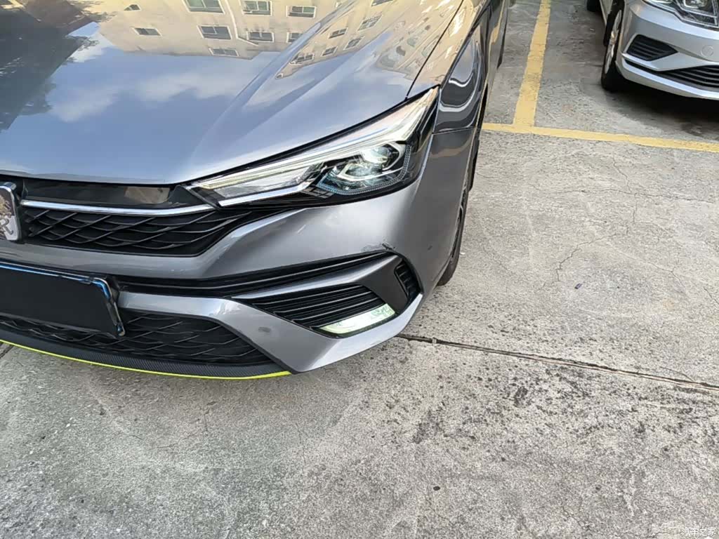 Roewe i5, 2021 24