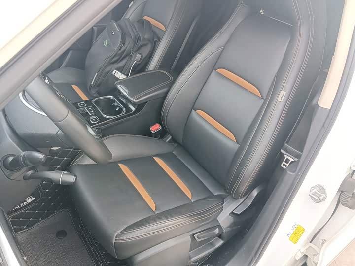 Bestune T77 2019 230 TID АКПП Люкс China VI